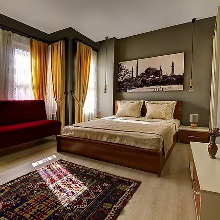 Million Old Hotel 3*