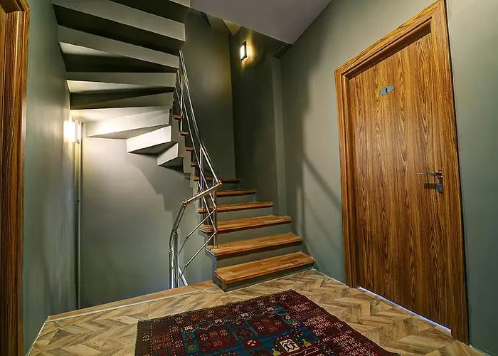 Million Old Hotell 3*